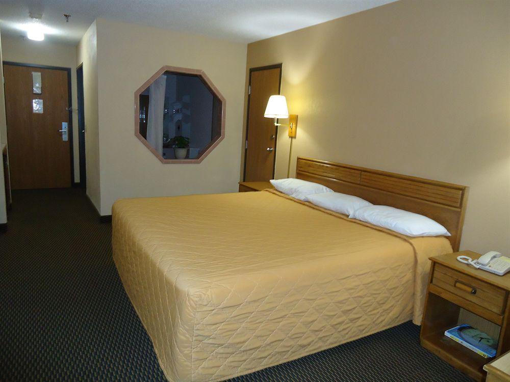 Motel 6-Marion, Il ภายนอก รูปภาพ