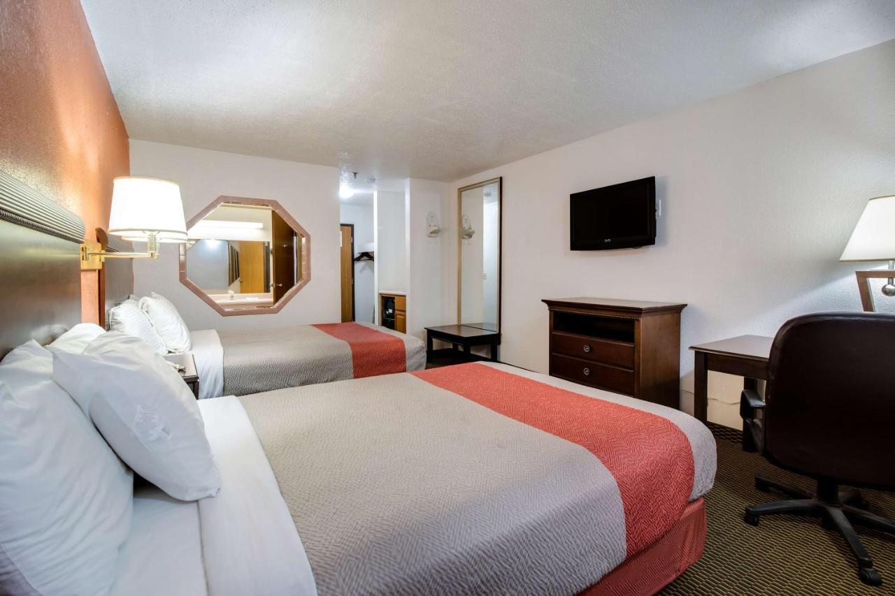 Motel 6-Marion, Il ภายนอก รูปภาพ