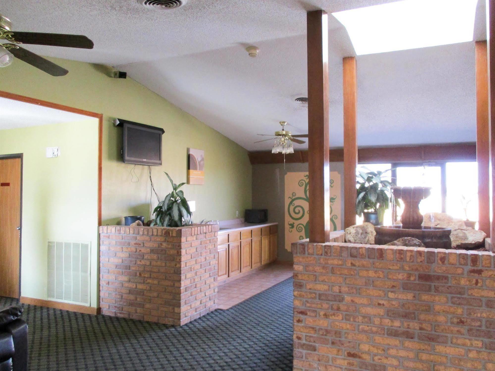 Motel 6-Marion, Il ภายนอก รูปภาพ