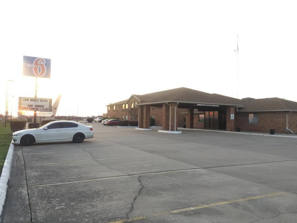 Motel 6-Marion, Il ภายนอก รูปภาพ